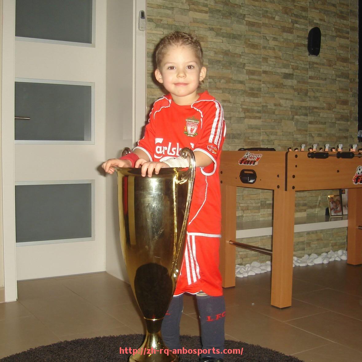 安博体育官网-法甲历史战术演变全景图:战术体系发展路线梳理